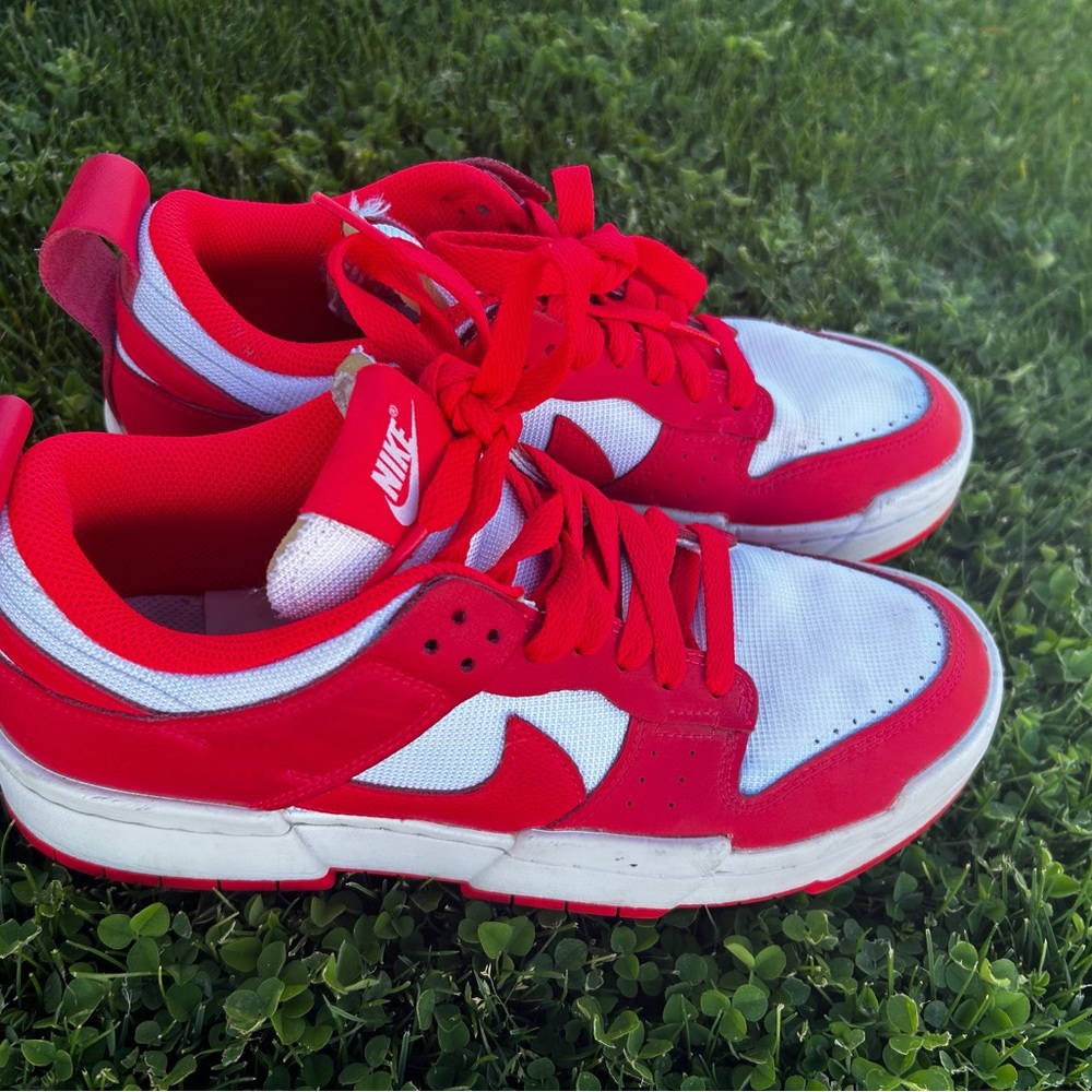 Nike dunk low disrupt “siren red”